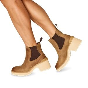Sorel Hi-Line Heel Tan and Brown Chelsea Boots